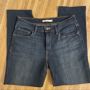 Levi’s Mid Rise Skinny Jeans (Size 10)